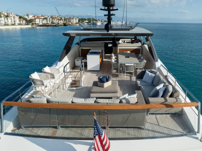 Yacht charter Miami - San Lorenzo SL97 on SamBoat