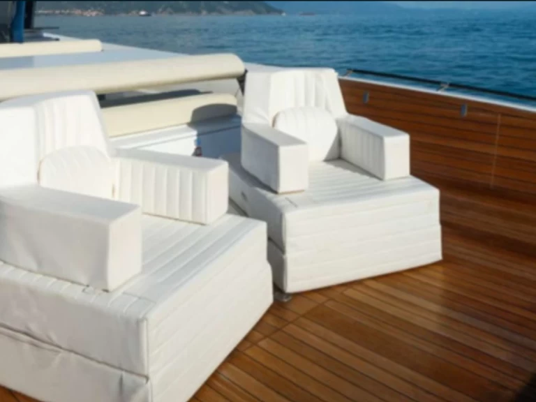 Hire a Anvera 55 Portofino