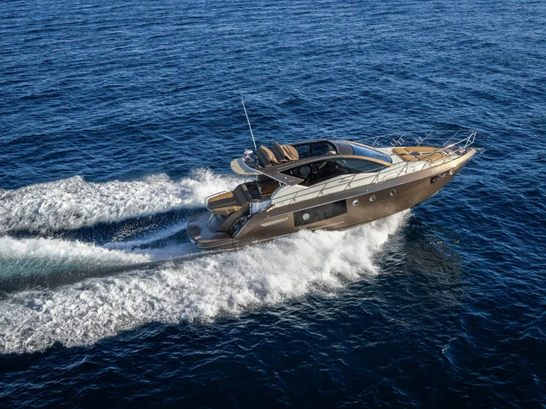 Charter a Cranchi M 44 Hard Top in Split on Samboat