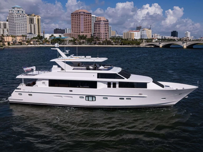 Luxury Yacht hire in Turks and Caicos Islands - Hargrave RISK TAKER
