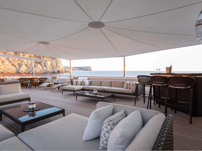 Hire a Feadship MIRAGE Norway