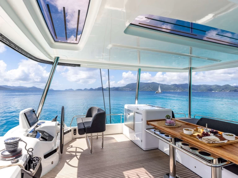 Charter a Lagoon VALINOR - Summer in Athens on Samboat