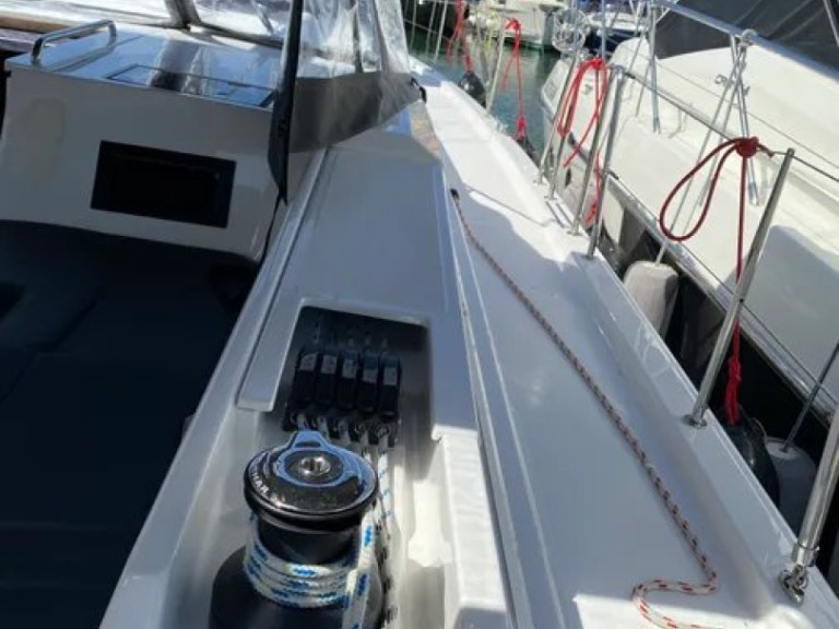 Yacht charter Lefkáda - Bavaria Bavaria C45 Holiday on SamBoat