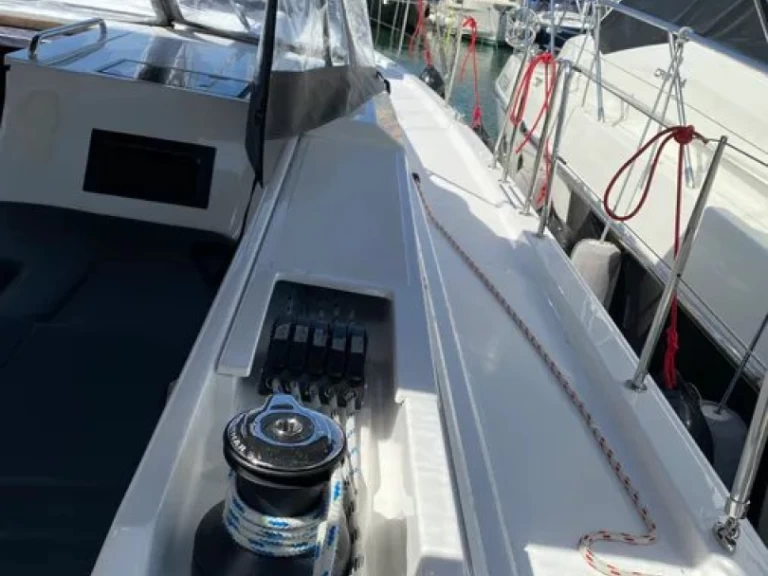 Yacht charter Lefkáda - Bavaria Bavaria C45 Holiday on SamBoat