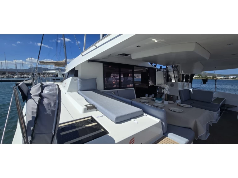 Yacht hire Olbia cheap Elba 45