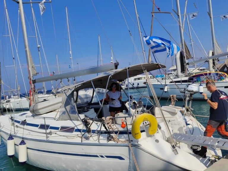 Sailboat to hire Volos at the best price
