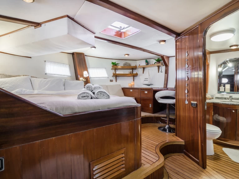 Hire a Agantur Gulet Ibiza Town