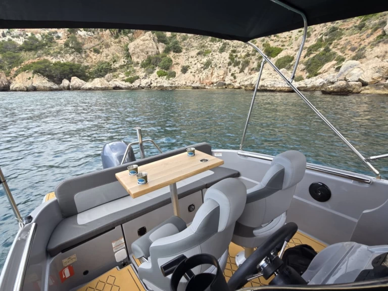 Charter a Mareti Open 500 Classic in Sant Antoni de Portmany on Samboat