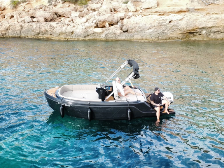 Hire a Mareti Open 500 Classic San Antonio Port