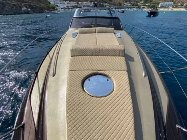 Yacht charter Mykonos (City) - Princess Princess V55 on SamBoat