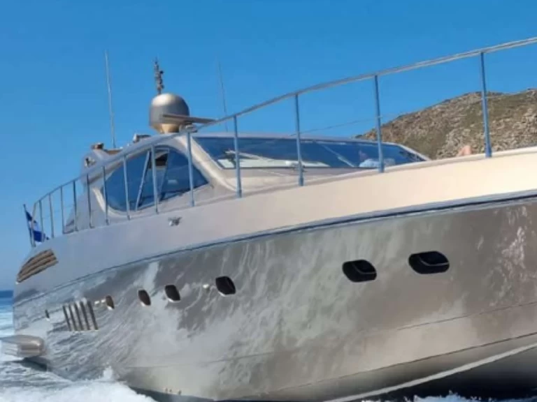 Luxury Yacht to hire Mykonos (City) at the best price