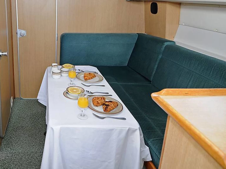 Yacht charter Portumna - Le Boat Town Star on SamBoat