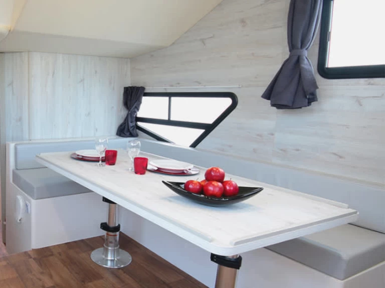 Hire a Le Boat Minuetto 8+ Precenicco