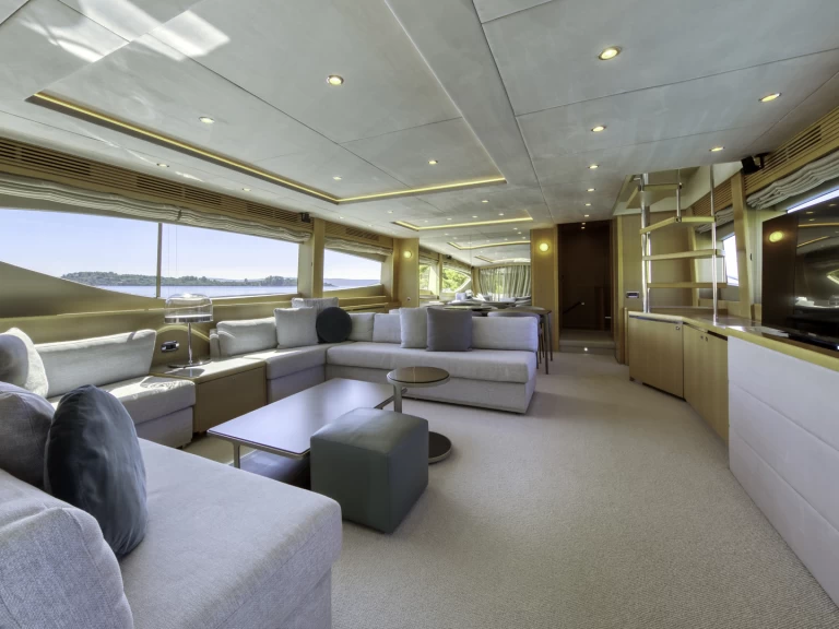 Luxury Yacht to hire Trogir at the best price