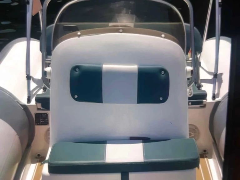 Charter a Davidboat Davidboat 6,40 in Vieste on Samboat