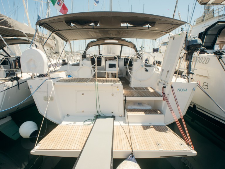 Hire Sailboat Dufour with a boat licence