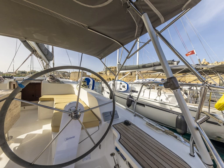Yacht hire Kalkara cheap Cruiser 46