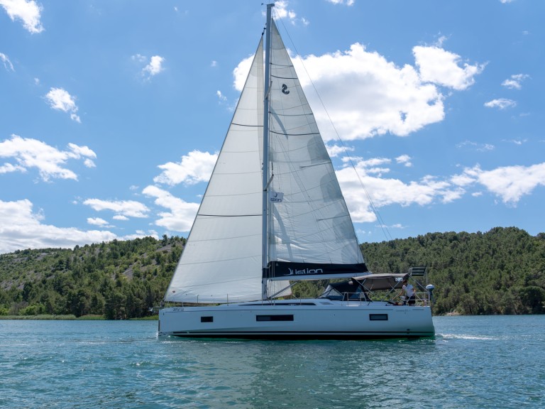 Bénéteau Oceanis 51.1 charter bareboat or skippered in  Skradin