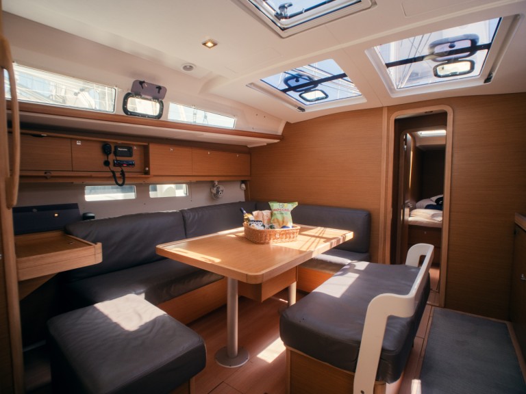 Charter a Dufour Dufour 460 Grand Large in Olbia on Samboat