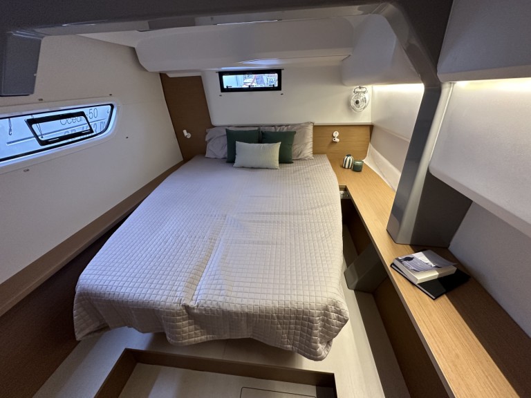 Hire a Excess Excess 14 Nettuno