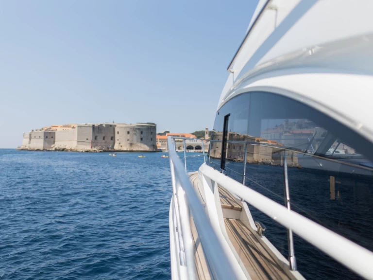 Motorboat hire in Dubrovnik - Princess Princess F43