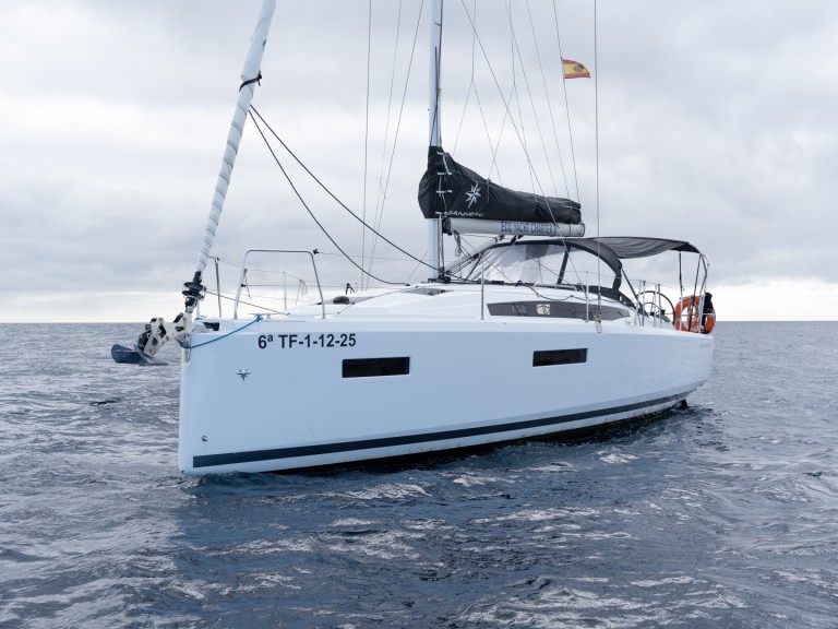 Sailboat to hire Palma de Mallorca at the best price