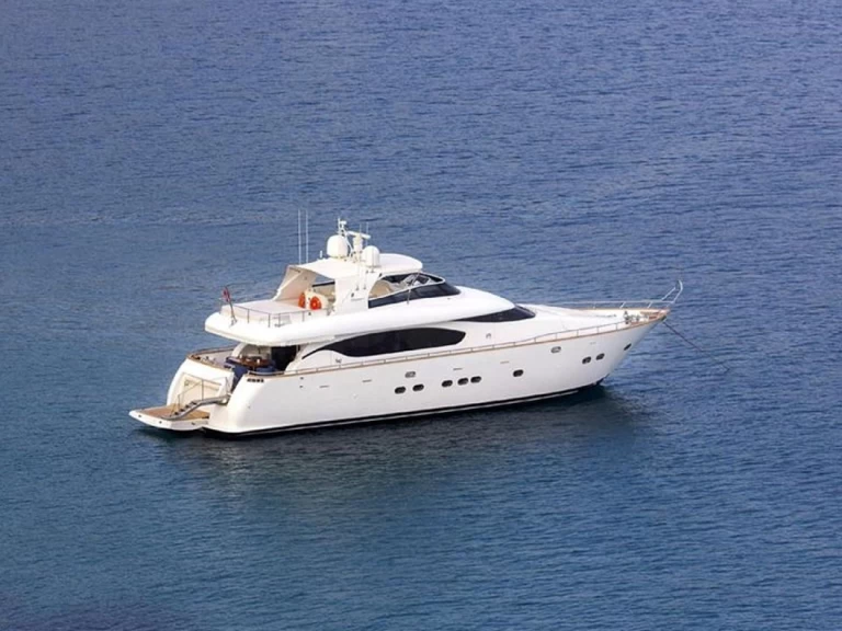 Yacht charter Bodrum - Luxury Yacht  2006 on SamBoat