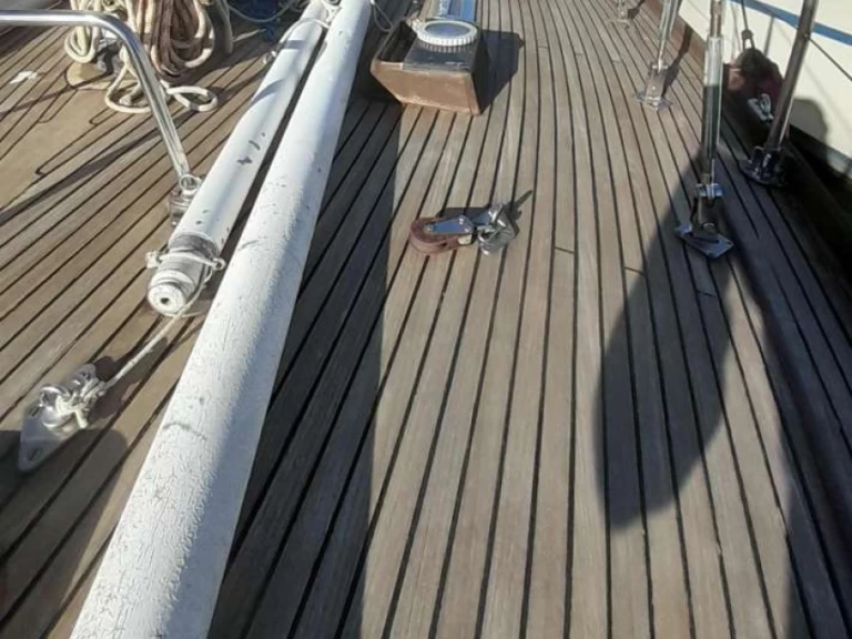 Hire a SWAN First 42 Genova