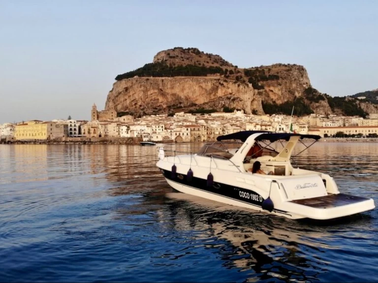 Yacht charter Cefalù - Mano Marine Mano Marine 32.50 on SamBoat