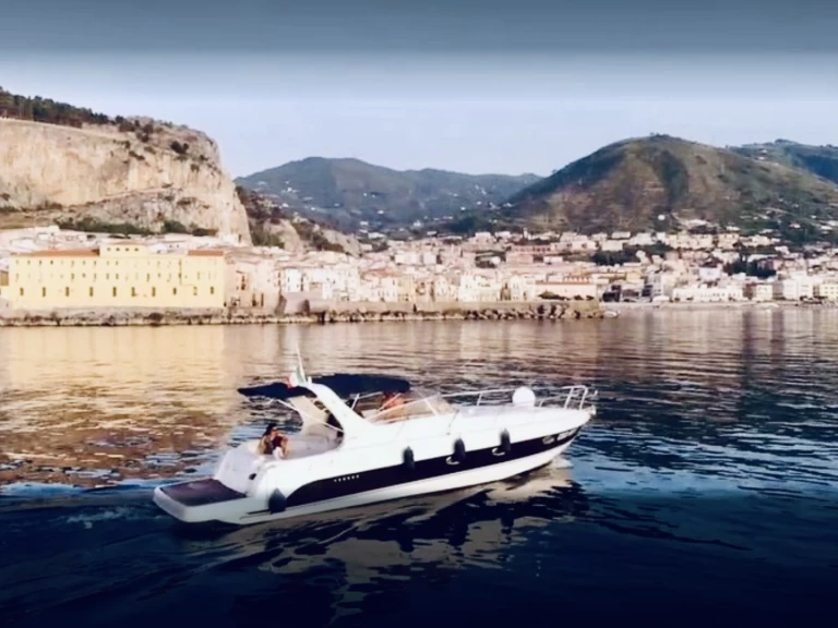 Motorboat to hire Cefalù at the best price
