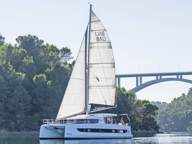 Hire Catamaran with or without skipper Bali Skradin