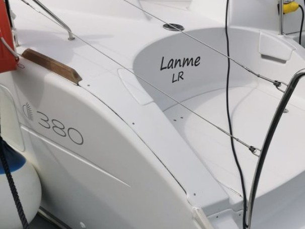 Yacht hire Propriano cheap Lagoon 380