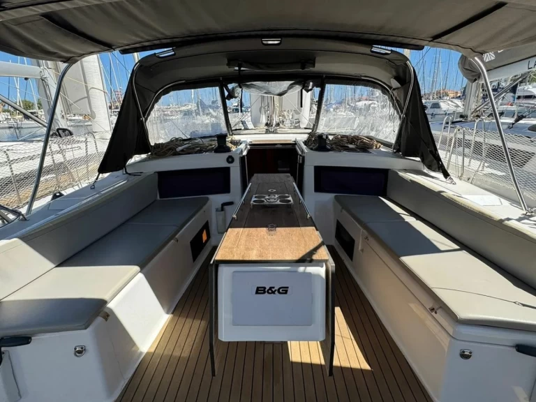 Hire Sailboat with or without skipper Dufour Palermo