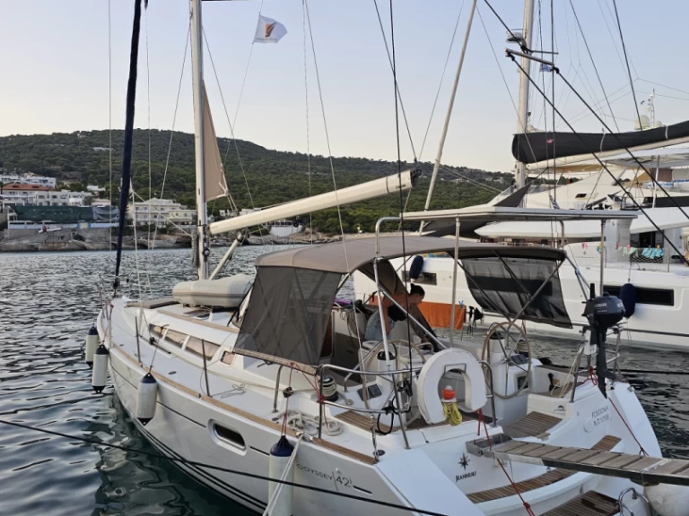 Yacht hire Kallithea cheap Sun Odyssey 42i