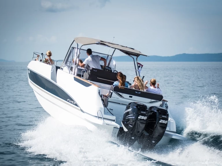 Motorboat hire in Trogir - Bénéteau Flyer 8.8 SPACEdeck