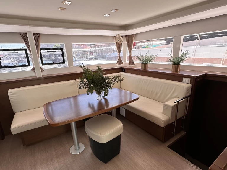 Yacht hire Rogoznica cheap Lagoon 450 Sport Top