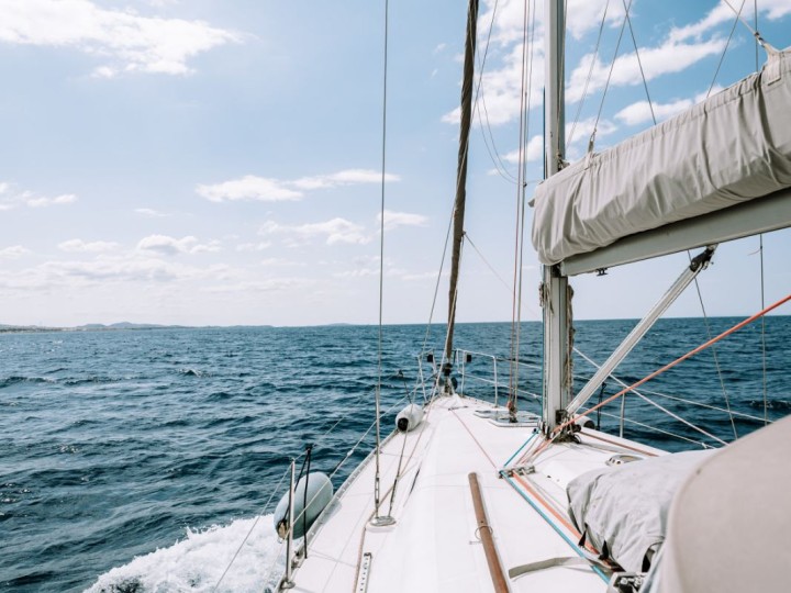 Yacht hire Kallithea cheap oceanis clipper 361