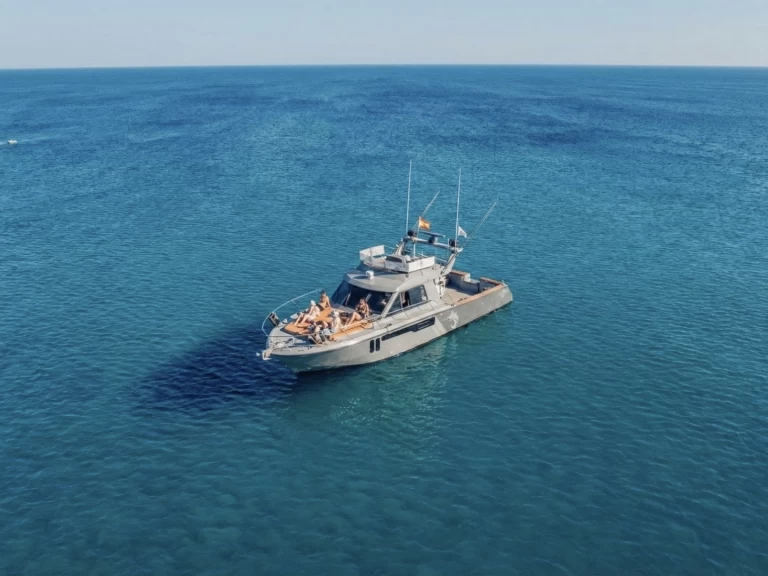 Motorboat to hire Gijón at the best price