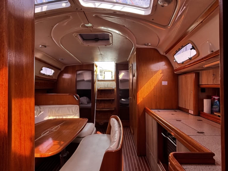 Yacht hire Palma de Mallorca cheap Bavaria 40 Cruiser