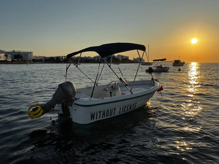 Hire a Quicksilver 410 Fish Consola Sant Antoni de Portmany