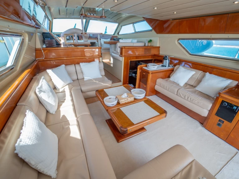 Hire Luxury Yacht Ferretti with a boat licence