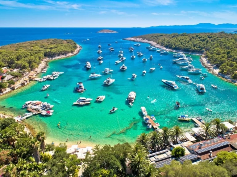 Charter a Rib Dl 700 in Split on Samboat