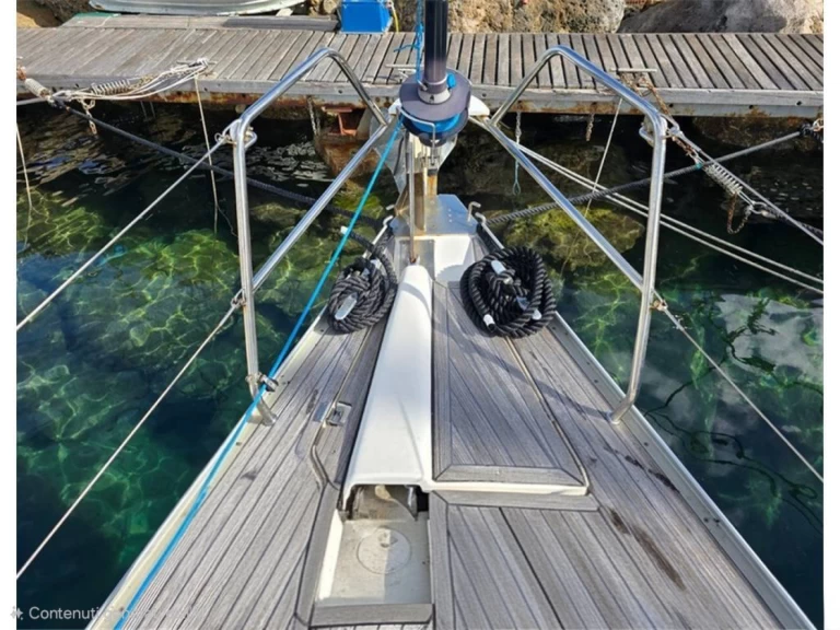 Hire Sailboat with or without skipper Dufour Carrara