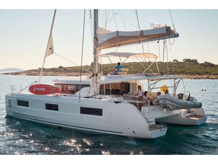 Yacht charter Trogir - Lagoon Lagoon 46 on SamBoat