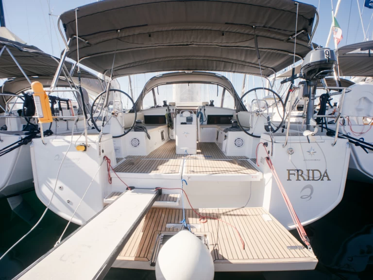 Yacht hire Olbia cheap Sun Odyssey 490