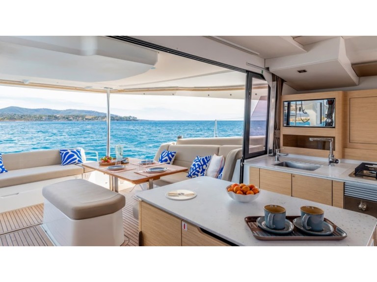 Yacht hire Sukošan cheap FP 44