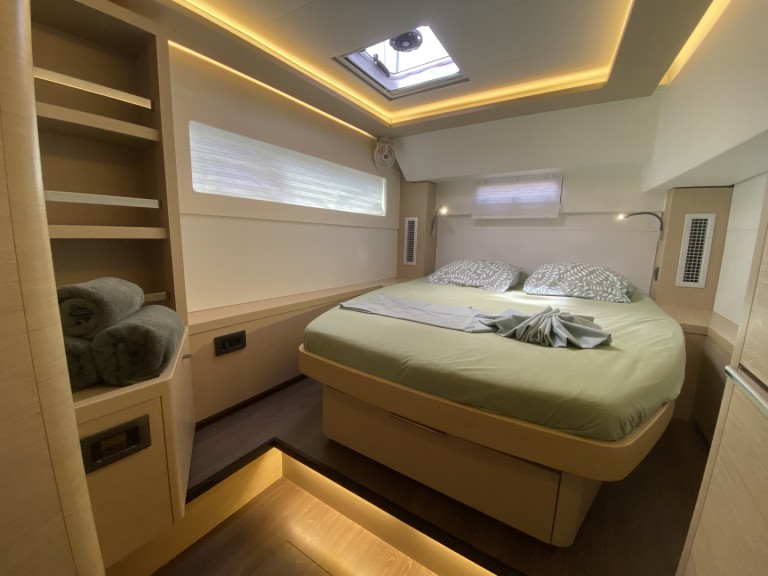 Hire a Lagoon Lagoon 46 Le Marin