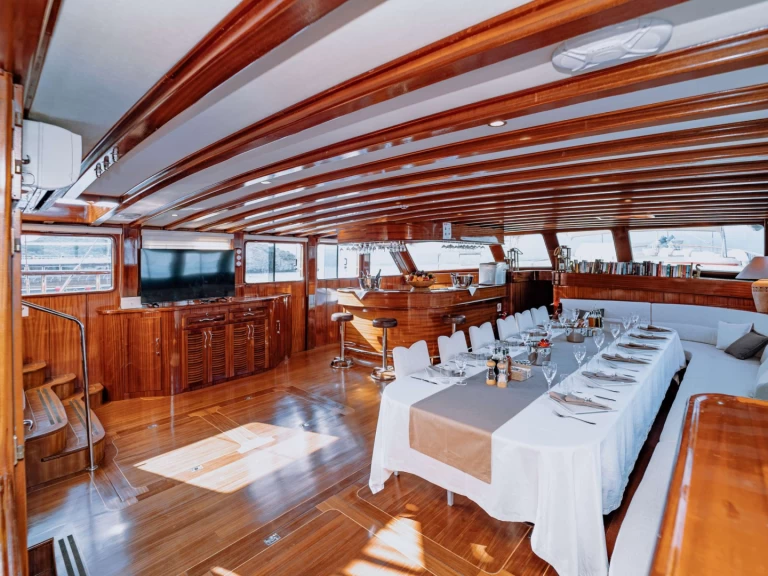 Hire Luxury Yacht with or without skipper Custom Gulet-Motor Sailor Fethiye