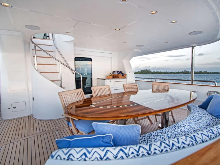 Charter a Nordhavn VIVIERAE II in Bahamas on Samboat