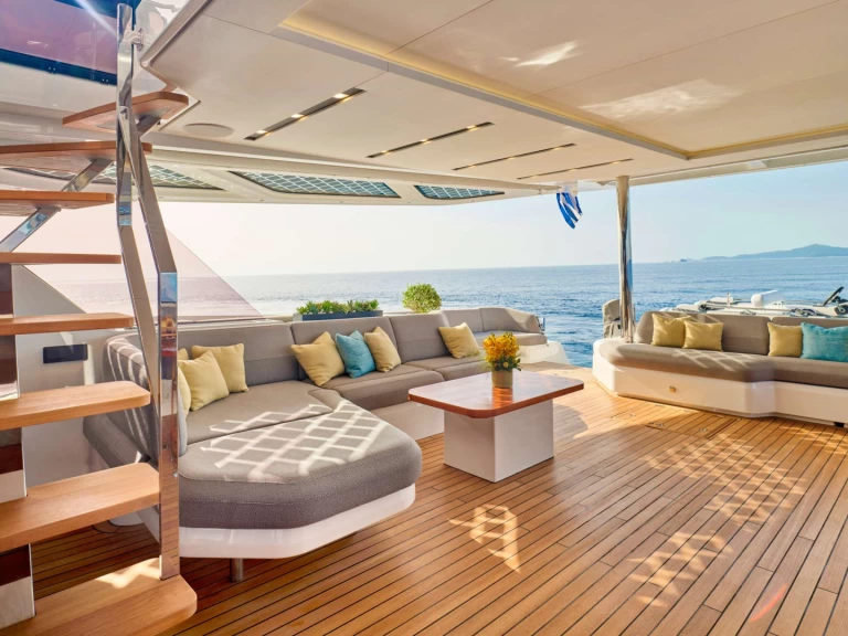 Charter a Fountaine Pajot ALOIA  80 in Néa Péramos on Samboat